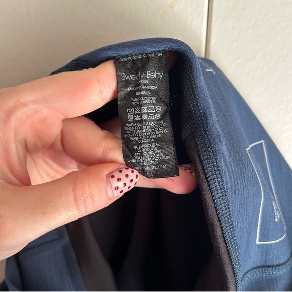 Sweaty Betty Super Sculpt Yoga Leggings Navy Blue 7/8 Length Size Small - Picture 10 of 11